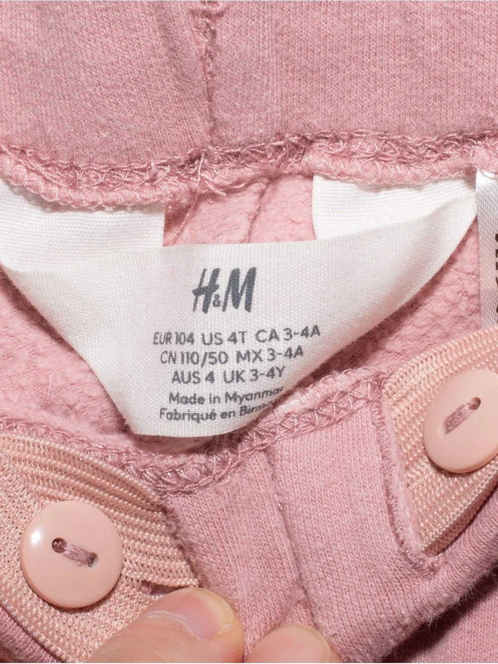 H&M pink metallic heart leggings